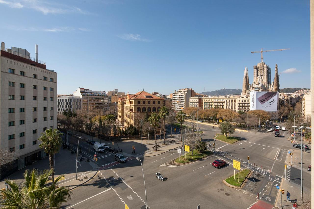AB Sagrada Familia Views Apartment Barcelona Bagian luar foto