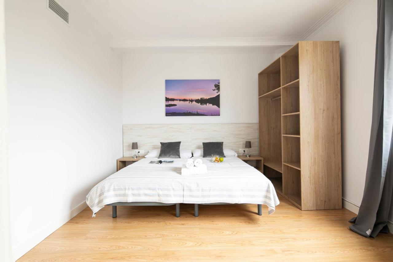 AB Sagrada Familia Views Apartment Barcelona Bagian luar foto