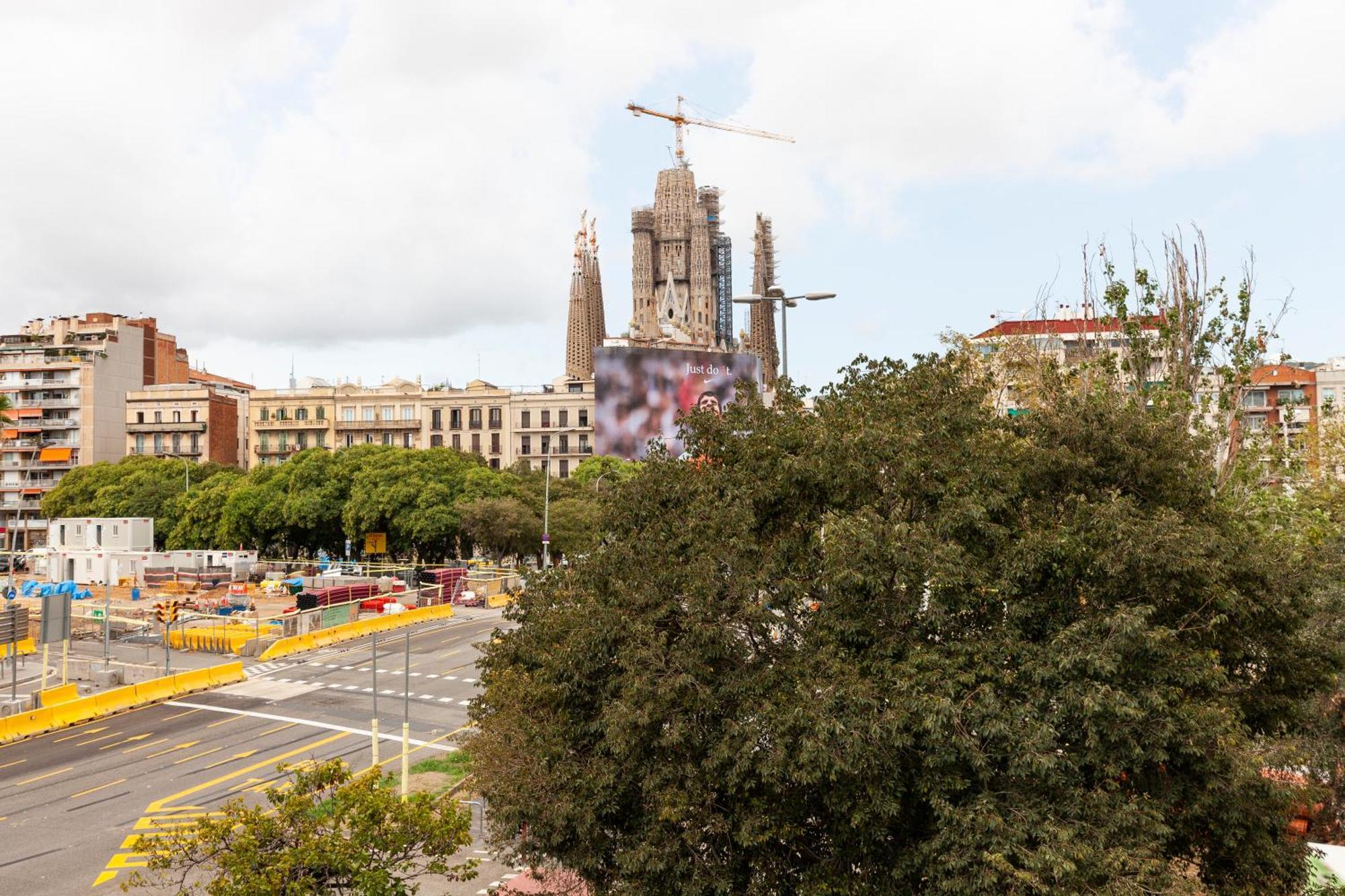 AB Sagrada Familia Views Apartment Barcelona Bagian luar foto